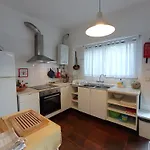 Casa Glicinias Feriehus *