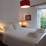Casa Glicinias Óbidos