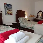 Casa Glicinias