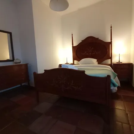 Casa Glicínias *