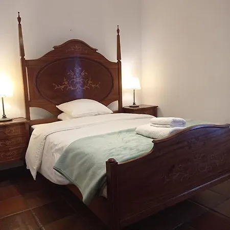 Casa Glicínias * Óbidos