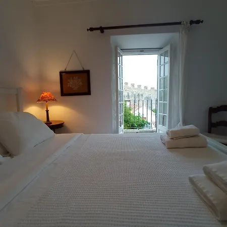 Casa Glicínias Ferienhaus *