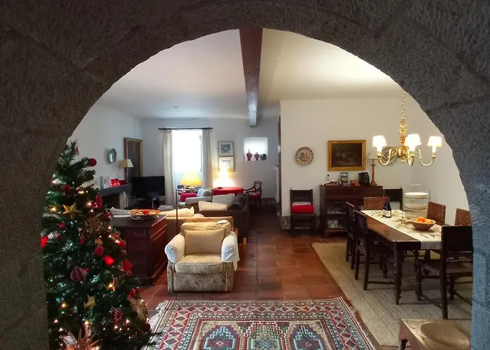 Casa Glicinias אובידוס